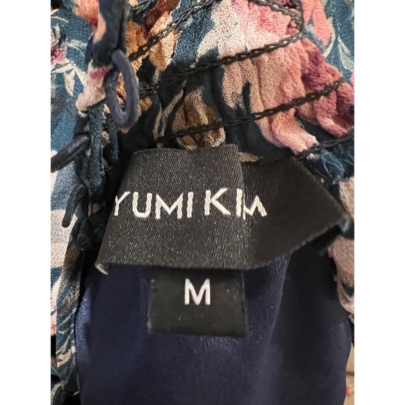 Yumi Kim Class Act Floral Dress Sheer Sleeves High Neck Ruffle Hem Size Medium - Picture 7 of 12